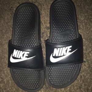 Idk jus selling them 🤷🏾‍♂️😂